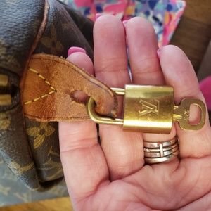 Additional speedy pictures